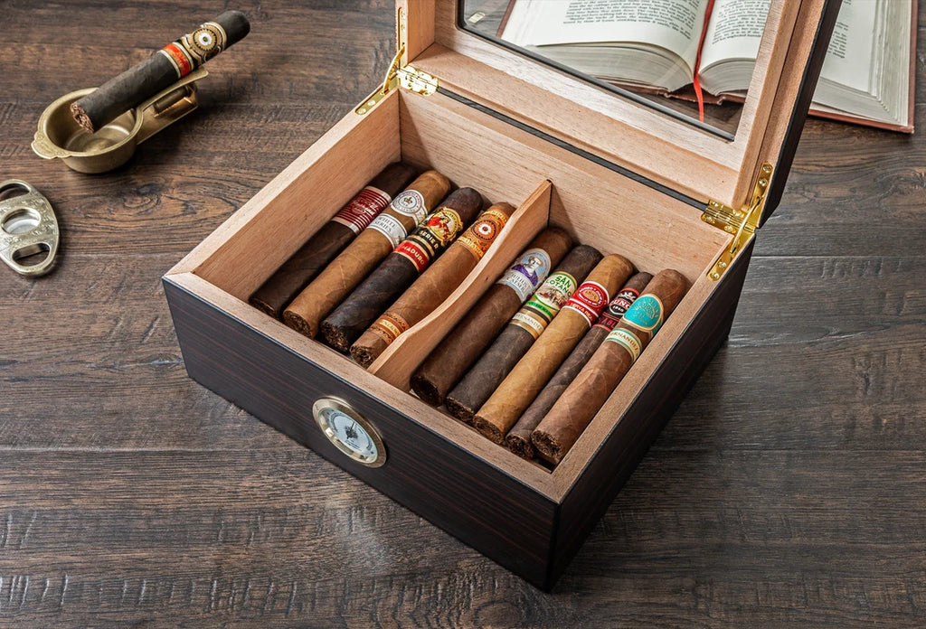 Glass Top Cigar Humidor - Custom engraved humidor box 20-25 Ct.