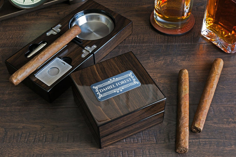 High gloss folding ashtray set