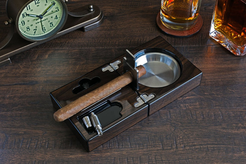 High gloss folding ashtray set